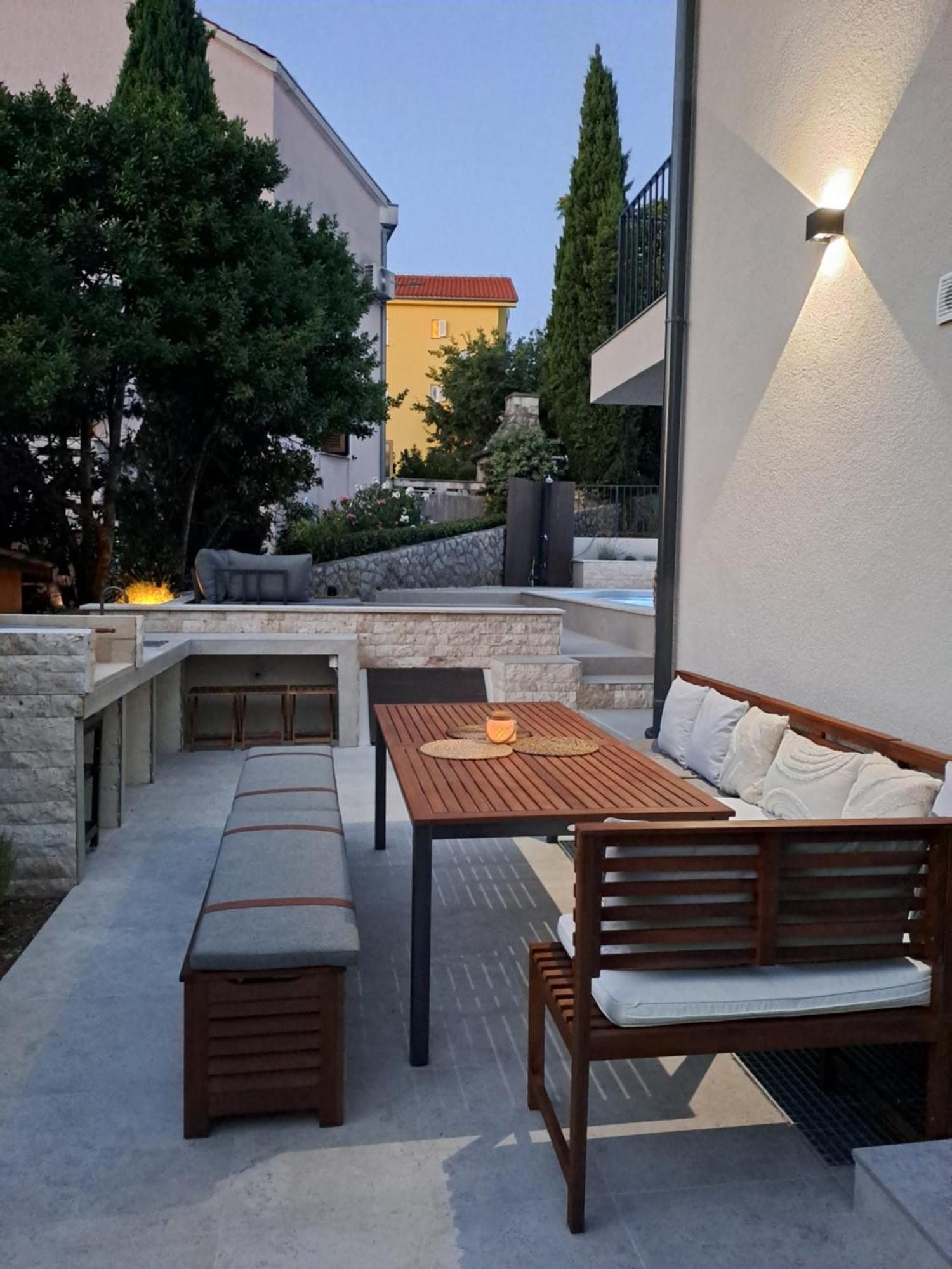 Villa Bella Maris à Malinska Extérieur photo